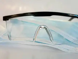 Clear safety glasses